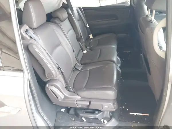 5FNRL6H93JB019973 2018 HONDA ODYSSEY - Image 8