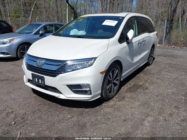 5FNRL6H93JB027071 2018 HONDA ODYSSEY - Image 2