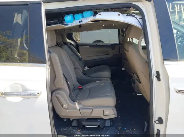 5FNRL6H93JB027071 2018 HONDA ODYSSEY - Image 8