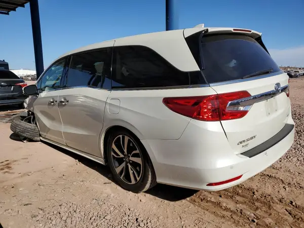 5FNRL6H93JB041620 2018 HONDA ODYSSEY - Image 2
