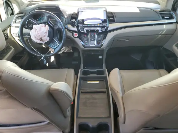 5FNRL6H93JB041620 2018 HONDA ODYSSEY - Image 8