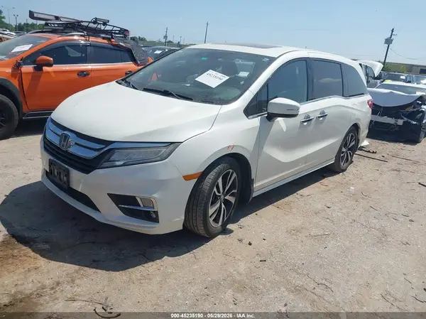 5FNRL6H93JB042248 2018 HONDA ODYSSEY - Image 2