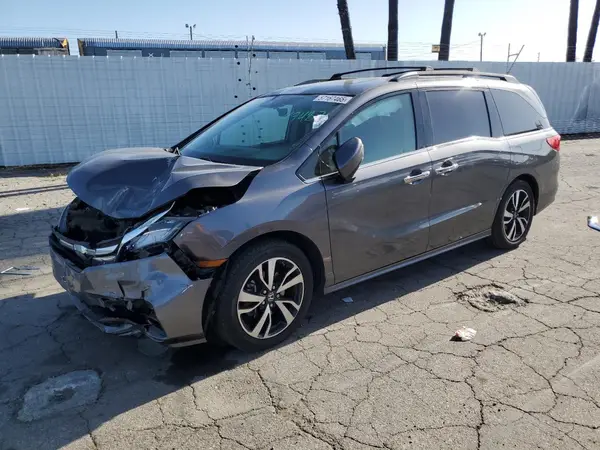 5FNRL6H93JB044520 2018 HONDA ODYSSEY - Image 1