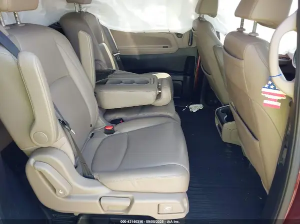 5FNRL6H93JB045733 2018 HONDA ODYSSEY - Image 8