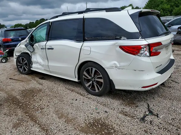 5FNRL6H93JB055582 2018 HONDA ODYSSEY - Image 2