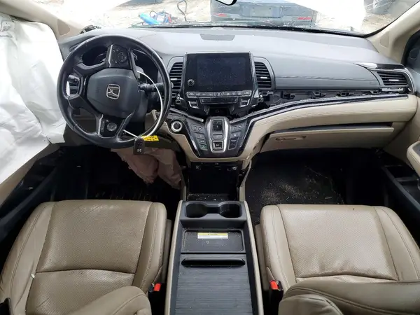 5FNRL6H93JB055582 2018 HONDA ODYSSEY - Image 8
