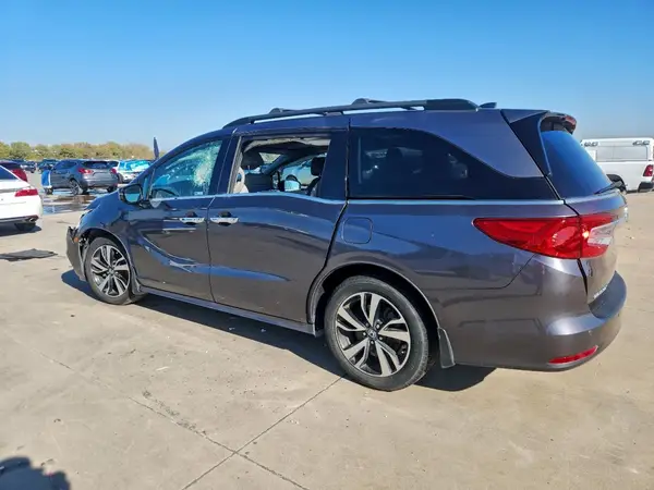 5FNRL6H93JB098156 2018 HONDA ODYSSEY - Image 2