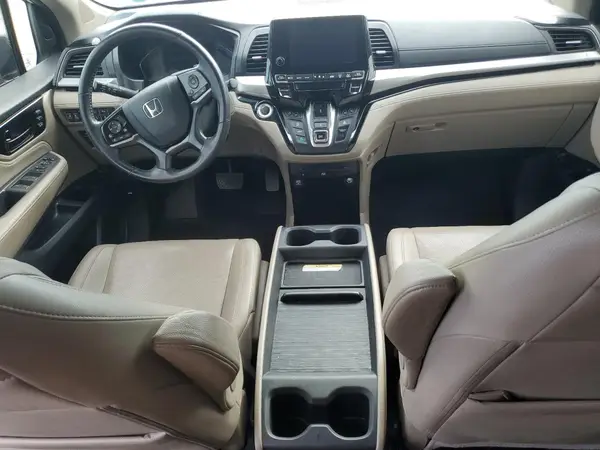 5FNRL6H93JB111116 2018 HONDA ODYSSEY - Image 8
