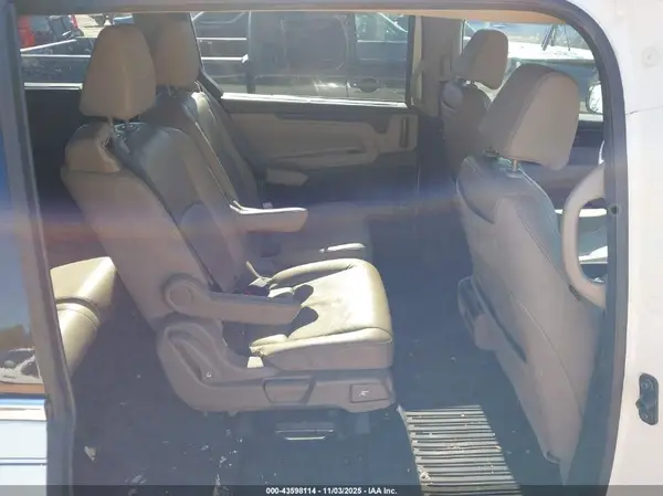 5FNRL6H93KB010711 2019 HONDA ODYSSEY - Image 8