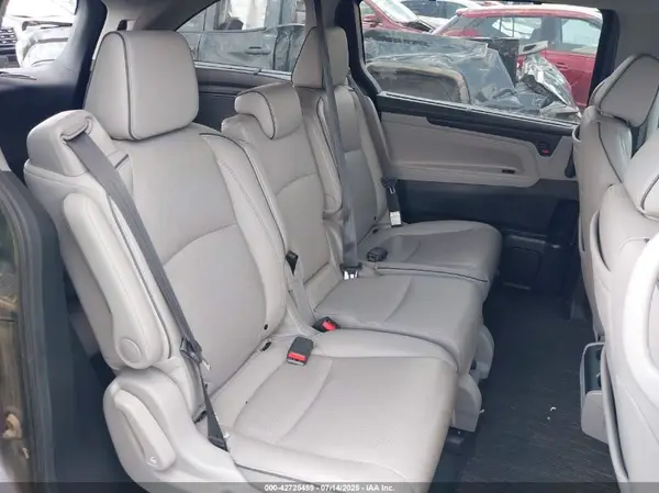 5FNRL6H93NB004606 2022 HONDA ODYSSEY - Image 8