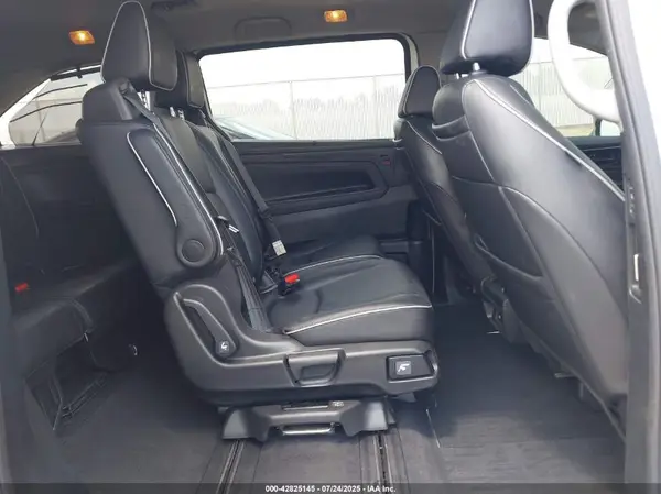 5FNRL6H93PB008755 2023 HONDA ODYSSEY - Image 8