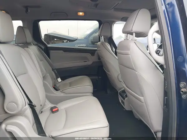 5FNRL6H93PB009582 2023 HONDA ODYSSEY - Image 8