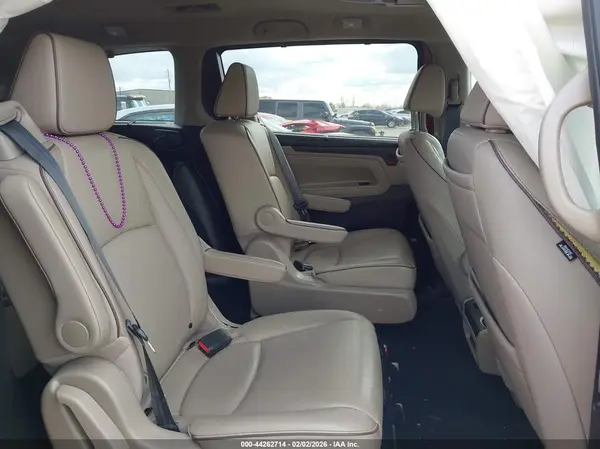 5FNRL6H93RB038017 2024 HONDA ODYSSEY - Image 8
