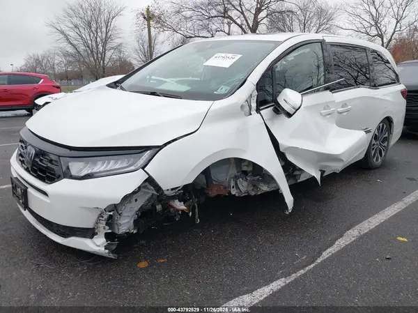 5FNRL6H93SB005265 2025 HONDA ODYSSEY - Image 2