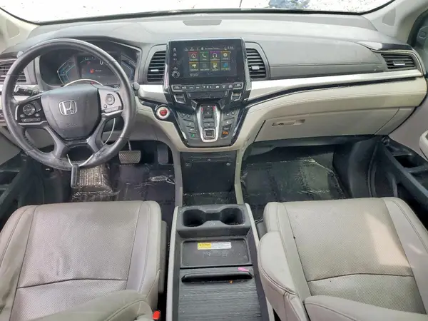 5FNRL6H94JB000252 2018 HONDA ODYSSEY - Image 8