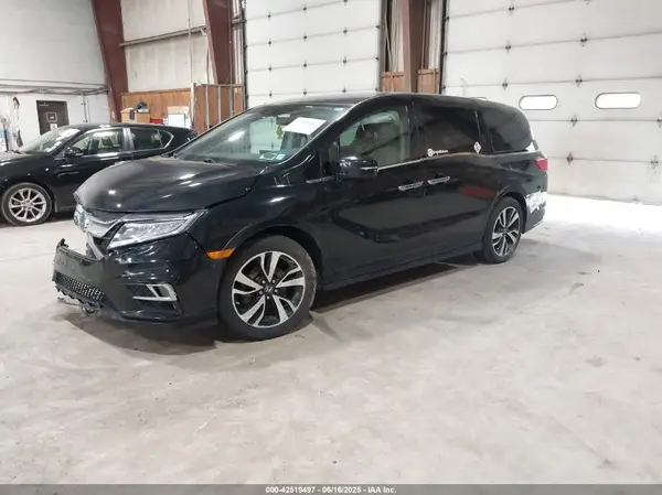 5FNRL6H94JB002888 2018 HONDA ODYSSEY - Image 2