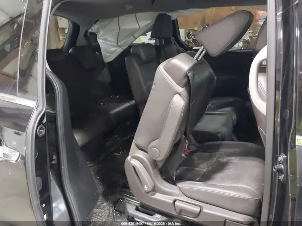 5FNRL6H94JB002888 2018 HONDA ODYSSEY - Image 8