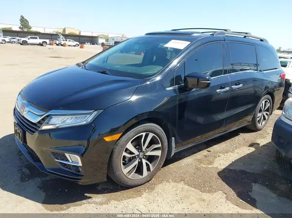 5FNRL6H94JB008786 2018 HONDA ODYSSEY - Image 2