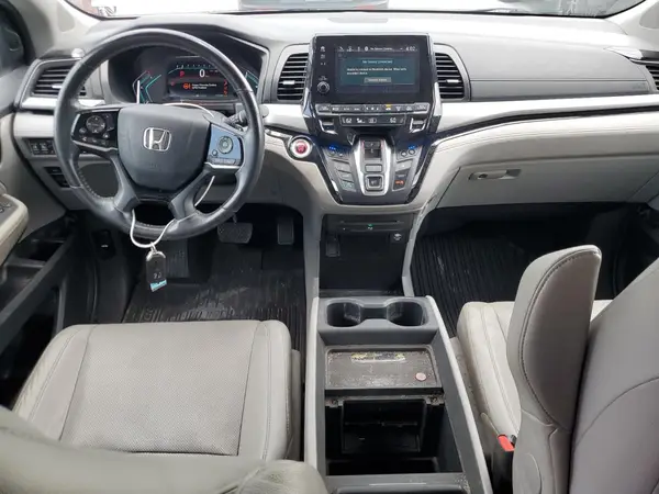 5FNRL6H94JB013762 2018 HONDA ODYSSEY - Image 8