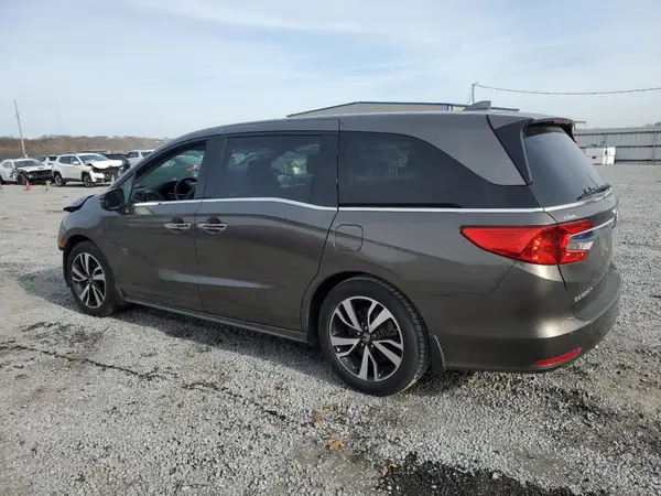 5FNRL6H94JB019710 2018 HONDA ODYSSEY - Image 2