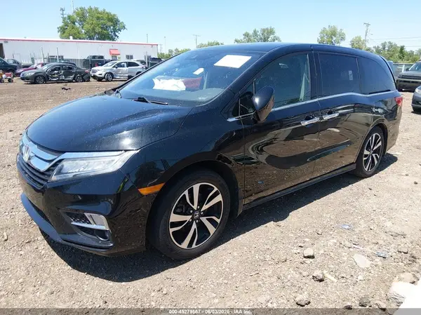 5FNRL6H94JB021358 2018 HONDA ODYSSEY - Image 2