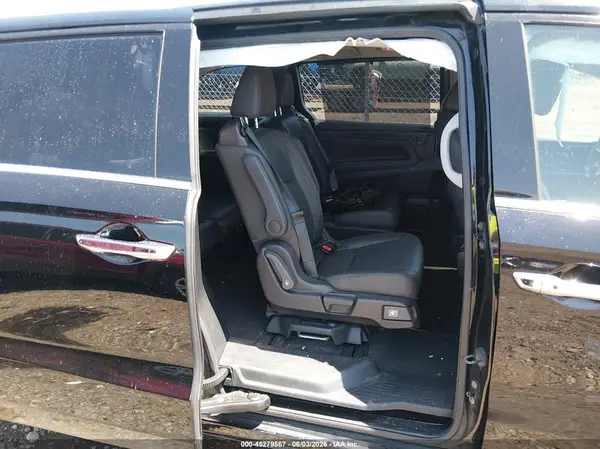 5FNRL6H94JB021358 2018 HONDA ODYSSEY - Image 8