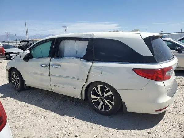 5FNRL6H94JB035597 2018 HONDA ODYSSEY - Image 2