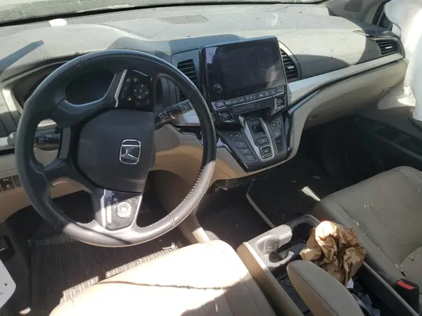 5FNRL6H94JB035597 2018 HONDA ODYSSEY - Image 8