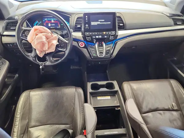 5FNRL6H94JB040881 2018 HONDA ODYSSEY - Image 8