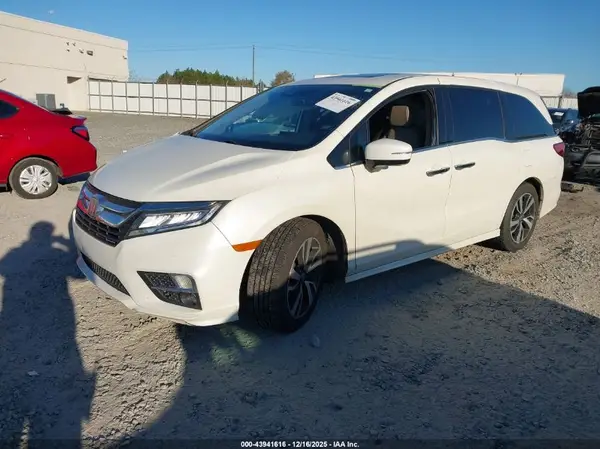 5FNRL6H94JB046325 2018 HONDA ODYSSEY - Image 2