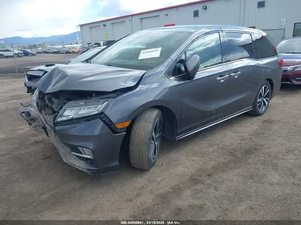 5FNRL6H94JB054201 2018 HONDA ODYSSEY - Image 2
