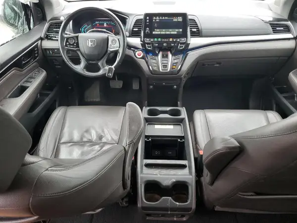 5FNRL6H94JB055607 2018 HONDA ODYSSEY - Image 8