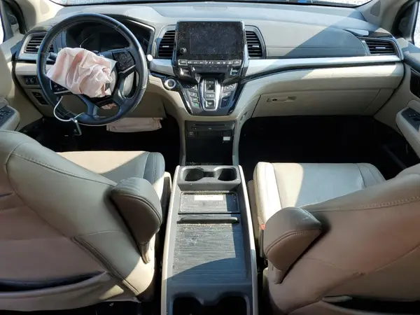 5FNRL6H94JB068874 2018 HONDA ODYSSEY - Image 8