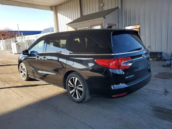 5FNRL6H94JB068888 2018 HONDA ODYSSEY - Image 2