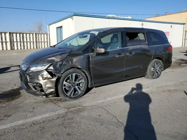 5FNRL6H94JB075727 2018 HONDA ODYSSEY - Image 1