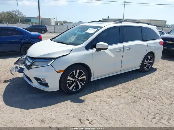 5FNRL6H94JB086517 2018 HONDA ODYSSEY - Image 2