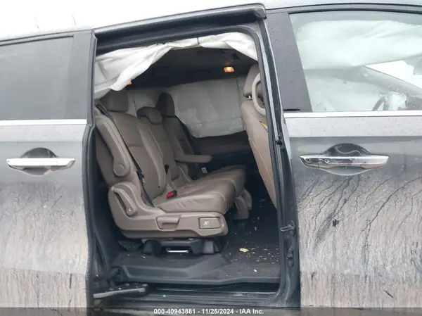 5FNRL6H94JB091877 2018 HONDA ODYSSEY - Image 8