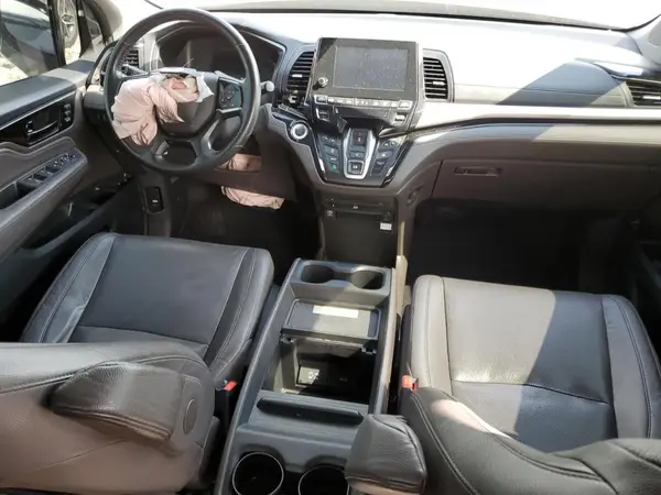 5FNRL6H94JB105468 2018 HONDA ODYSSEY - Image 8