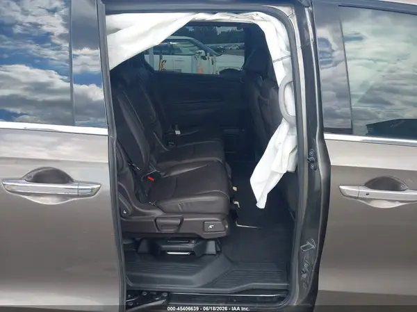 5FNRL6H94KB004058 2019 HONDA ODYSSEY - Image 8