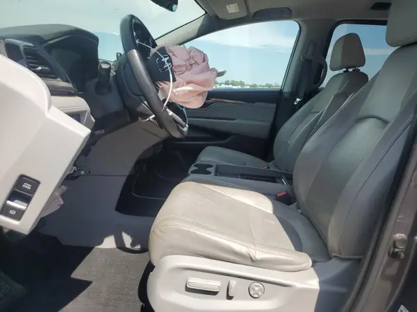 2019 HONDA ODYSSEY auction photo 7