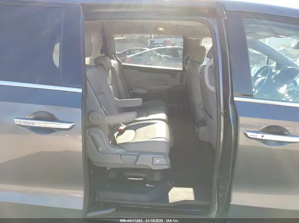 5FNRL6H94KB102720 2019 HONDA ODYSSEY - Image 8