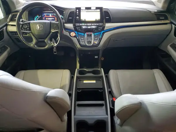 5FNRL6H95JB001703 2018 HONDA ODYSSEY - Image 8