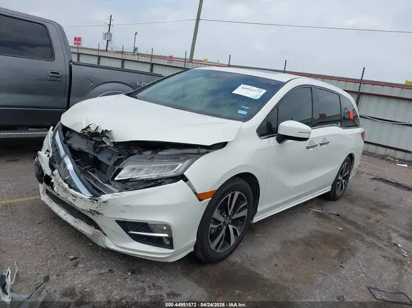 5FNRL6H95JB011714 2018 HONDA ODYSSEY - Image 2