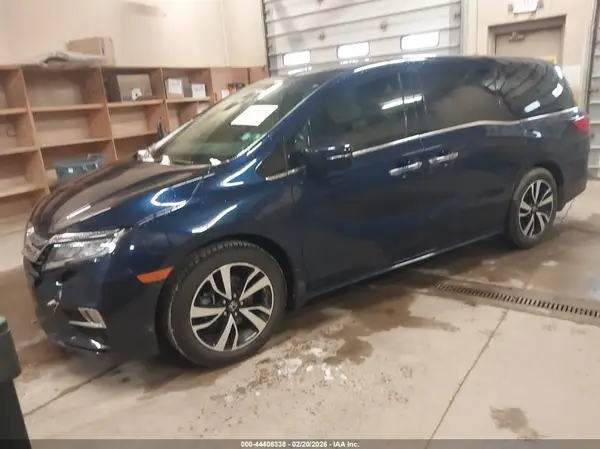 5FNRL6H95JB012913 2018 HONDA ODYSSEY - Image 2