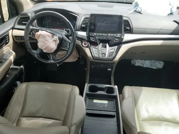 5FNRL6H95JB016881 2018 HONDA ODYSSEY - Image 8