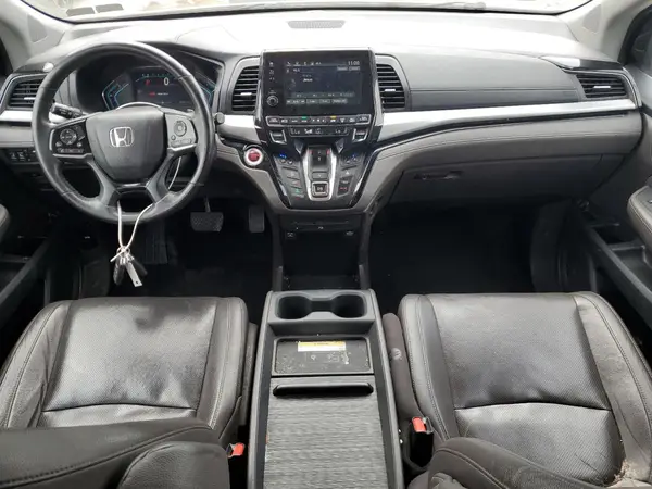5FNRL6H95JB030649 2018 HONDA ODYSSEY - Image 8