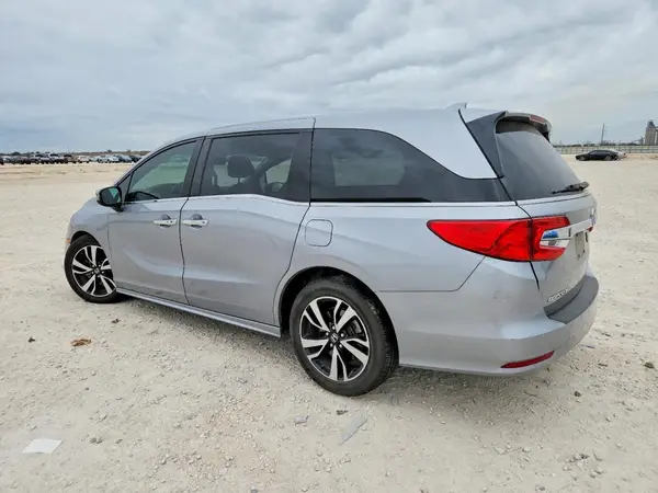 5FNRL6H95JB045474 2018 HONDA ODYSSEY - Image 2