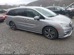 5FNRL6H95JB051582 2018 HONDA ODYSSEY