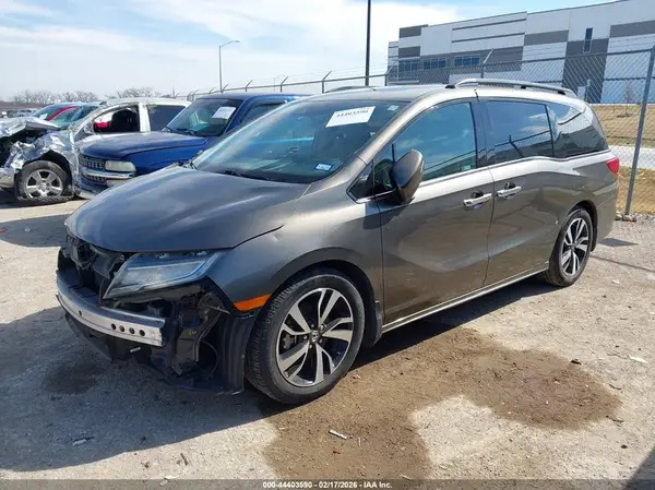 5FNRL6H95JB059147 2018 HONDA ODYSSEY - Image 2