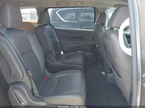 5FNRL6H95JB059147 2018 HONDA ODYSSEY - Image 8